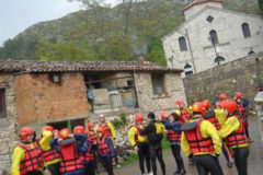 Mit dem Strom schwimmen